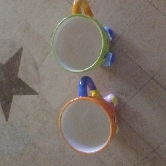 (SOLD )Coffee / Hot CoCo Cups - Picture 4 of 6